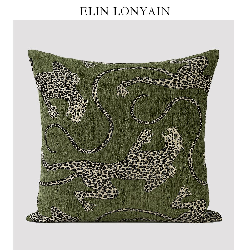 珑衍家居法式中古绿色绒面绣线豹子靠垫抱枕样板V房客厅沙发方枕