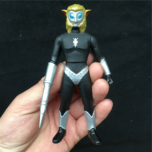 马格马星人-佩刀暴君 可动怪物 奥特动曼软胶可动小怪兽儿童玩具