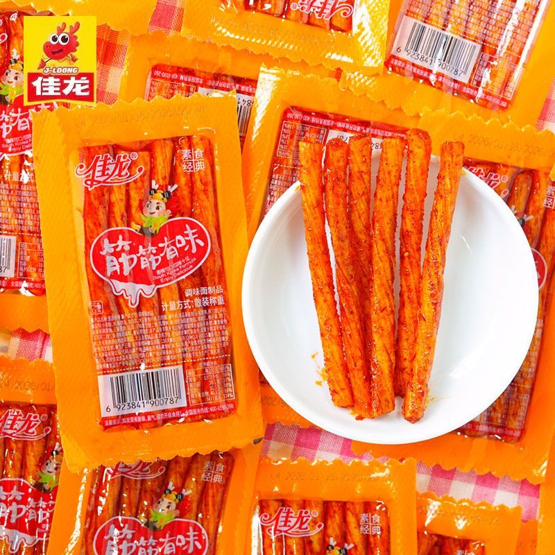5月佳龙筋筋有味素牛筋面筋辣条休闲零食麻辣怀旧解馋小吃