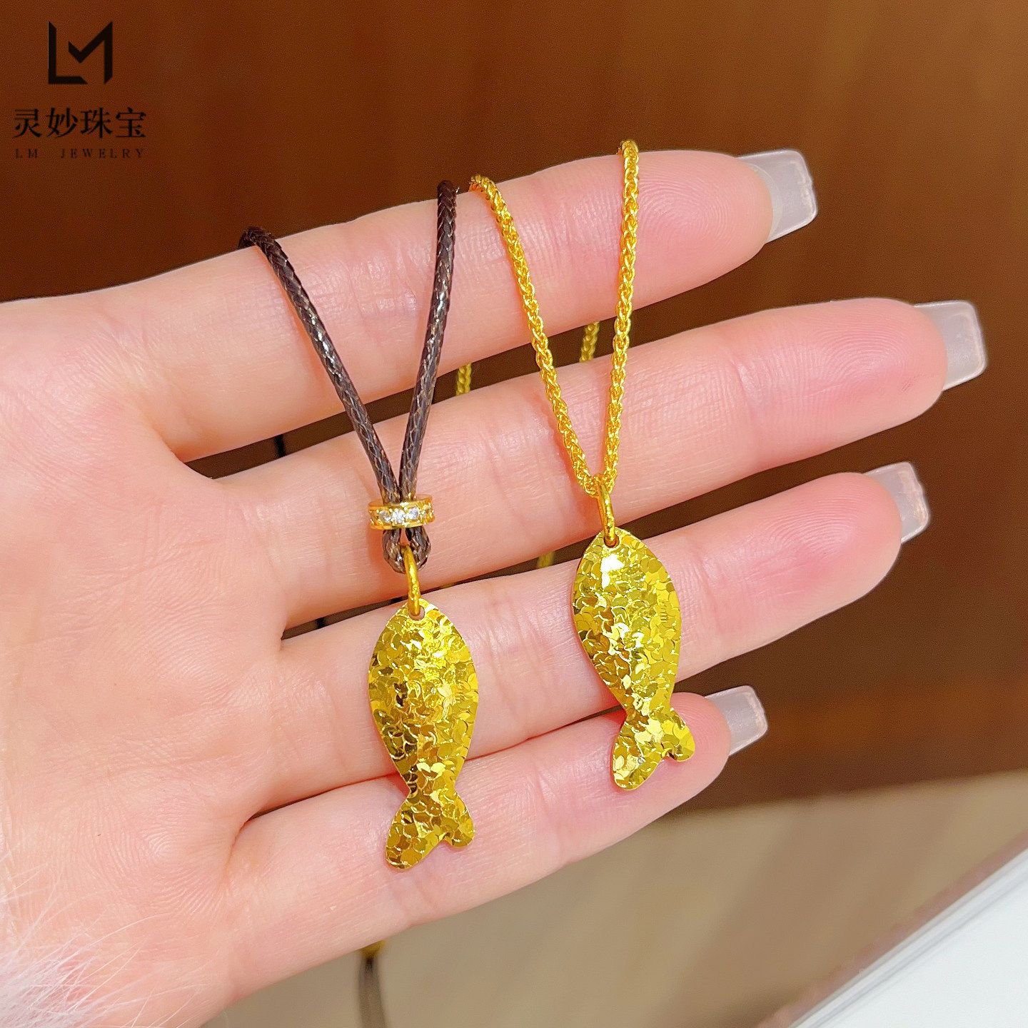 金店同款越南沙金亮面碎冰冰小鱼吊坠项链碎金锦鲤锁骨链仿真金色