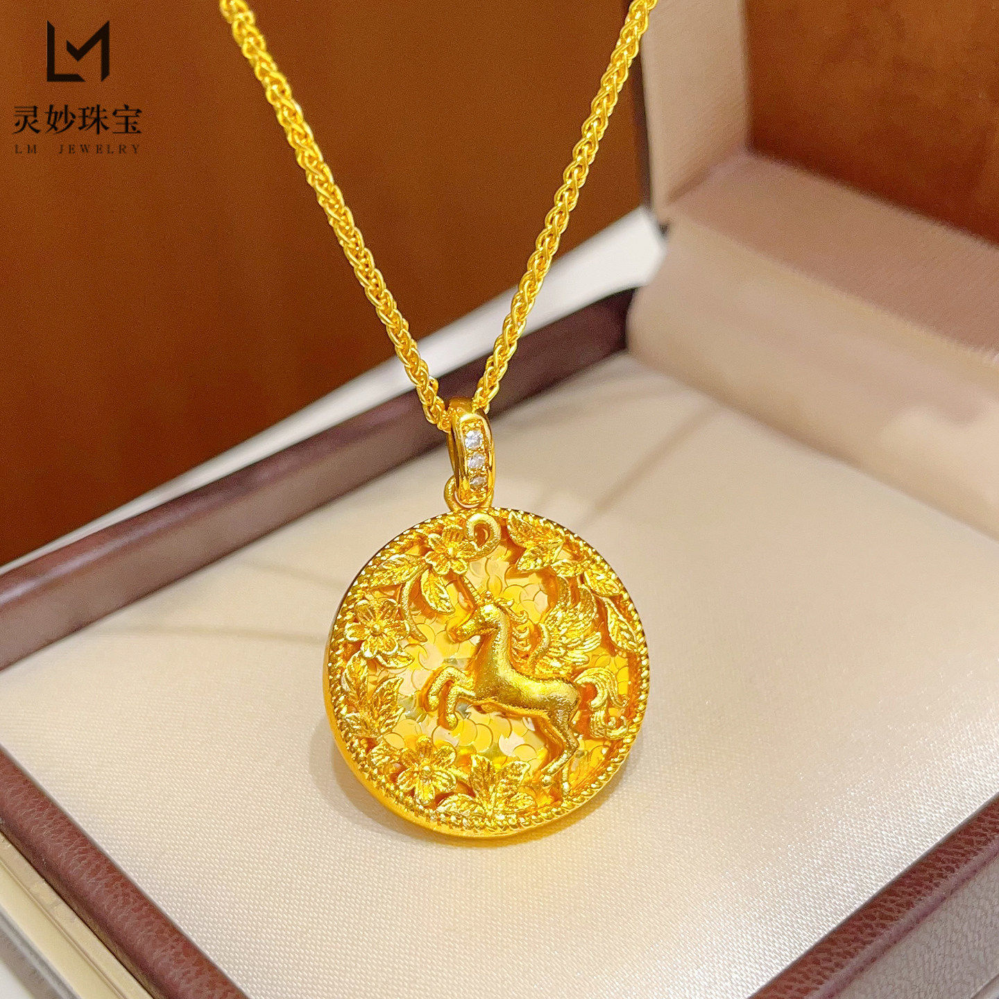 金店同款越南沙金碎冰立体花环独角兽飞马圆牌项链蝴蝶花锁骨女