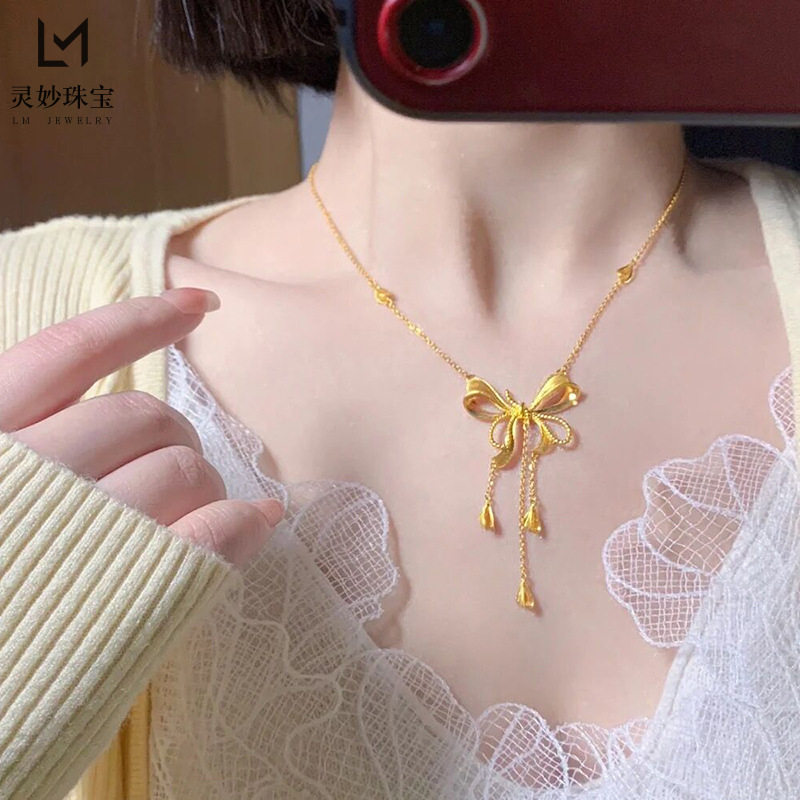 新款在逃公主蝴蝶结项链沙金吊坠爱心流苏一体套链锁骨链轻奢气质