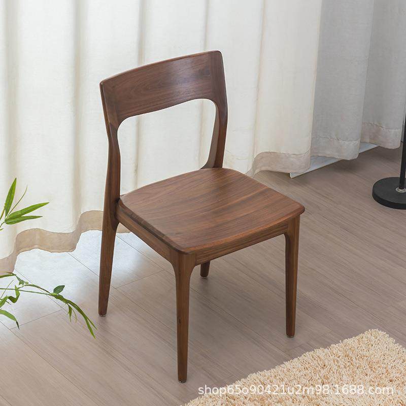 严选黑胡桃木餐椅全实木家具现代简约小户型椅子北欧风格弧形靠背