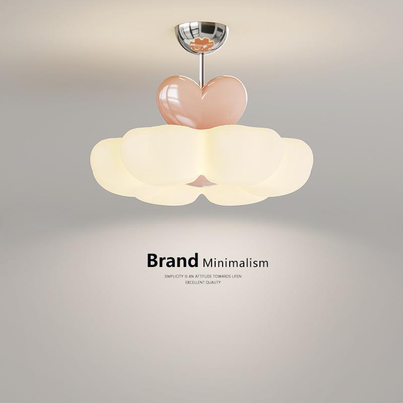 全光谱护眼儿童房吊灯奶油风少女孩爱心主卧室灯设计款房间吸顶灯