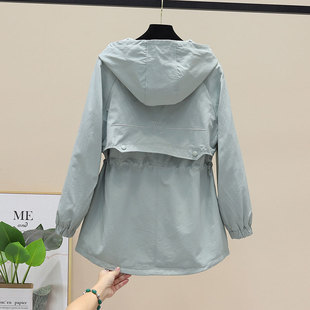 风衣外套女连帽中长款 休闲 2021x秋新品 抽绳收腰防风耐磨宽松大码