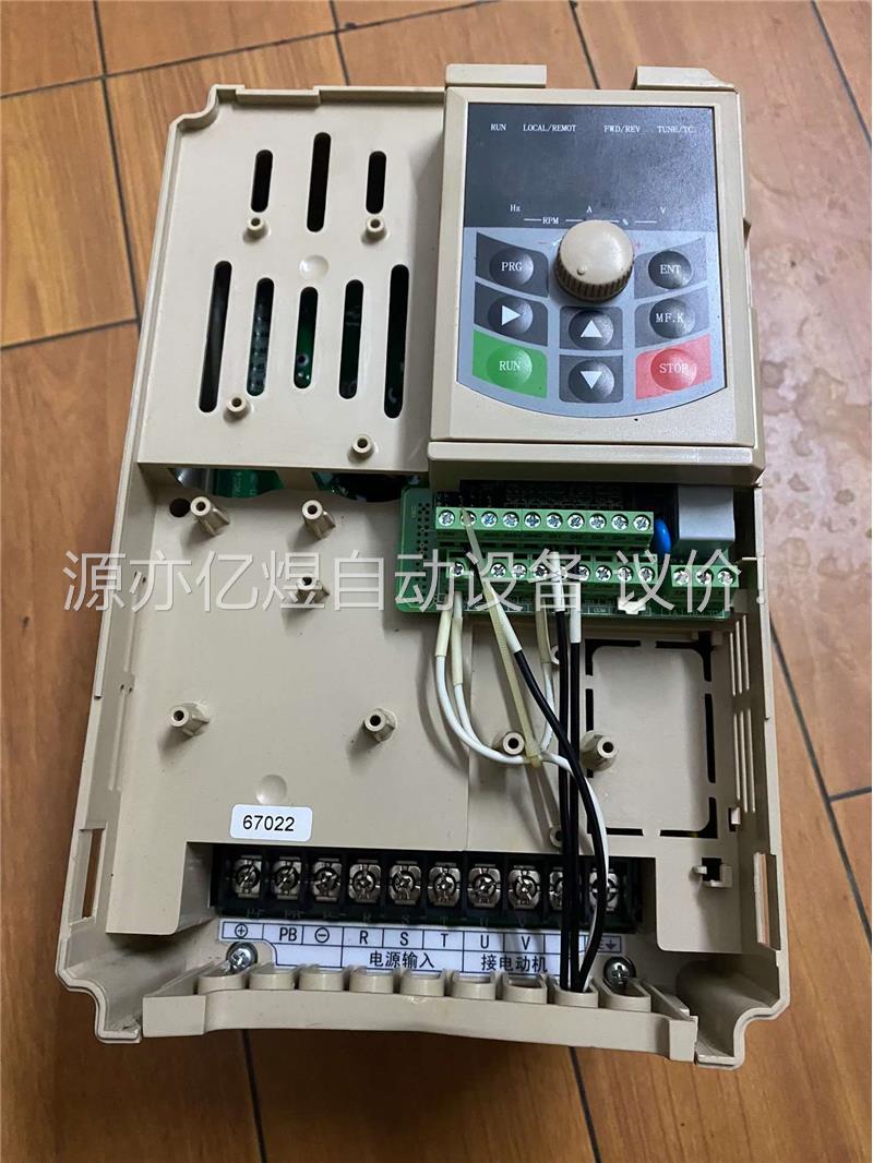 默贝克变频器MBK300A-3R7G/5R5PT4 3.7(议价) 电子元器件市场 步进电机 原图主图