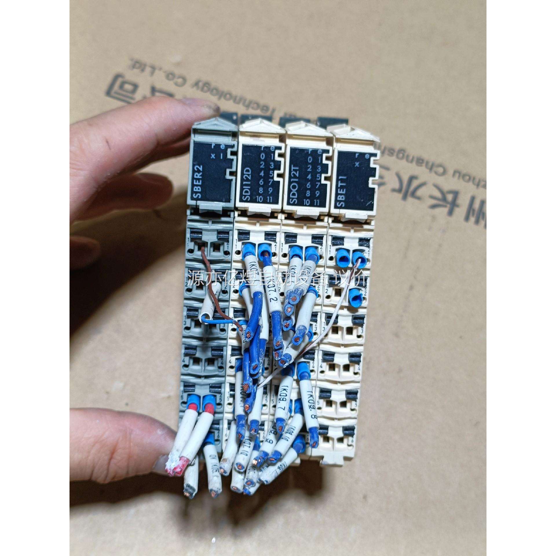 plc编程器SBER2 SDI12D SDO12T