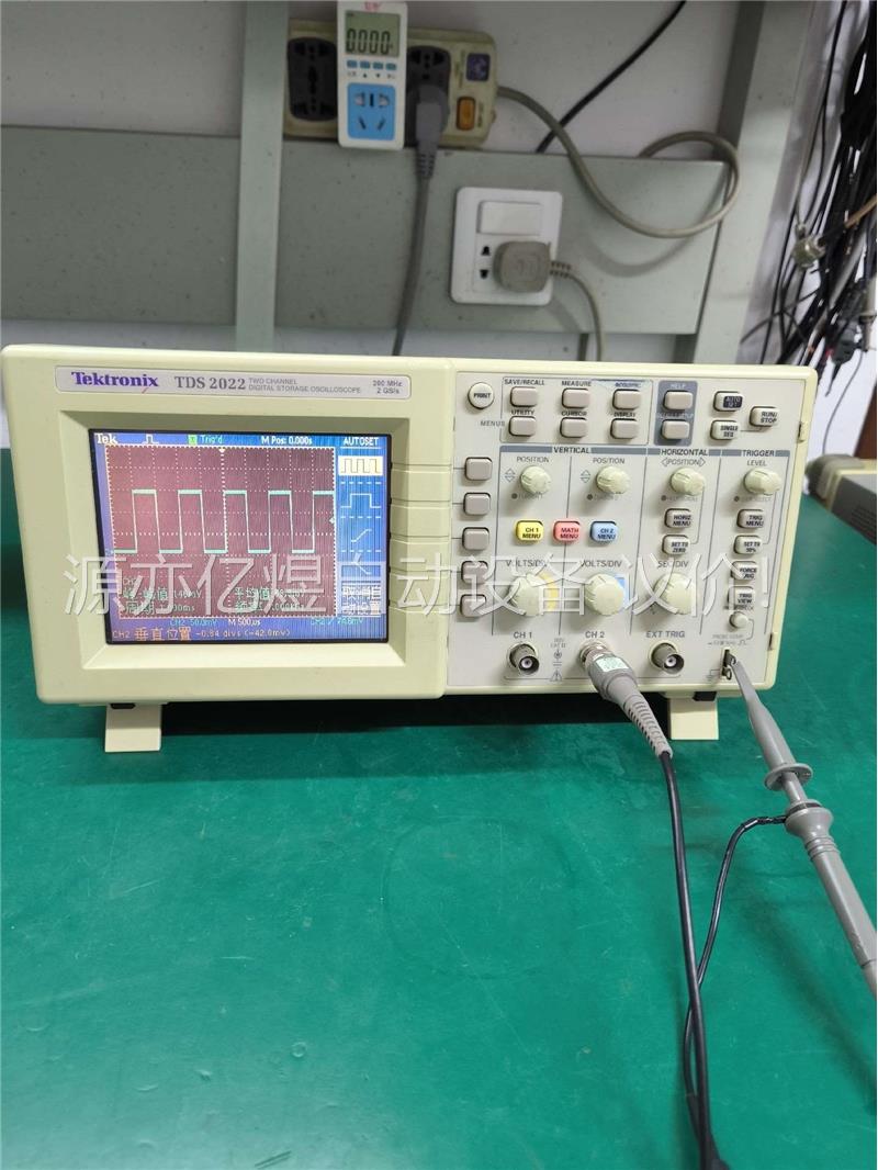 特价出泰克原装数字示波器，tds2022，双通道两百兆带宽，(议价)