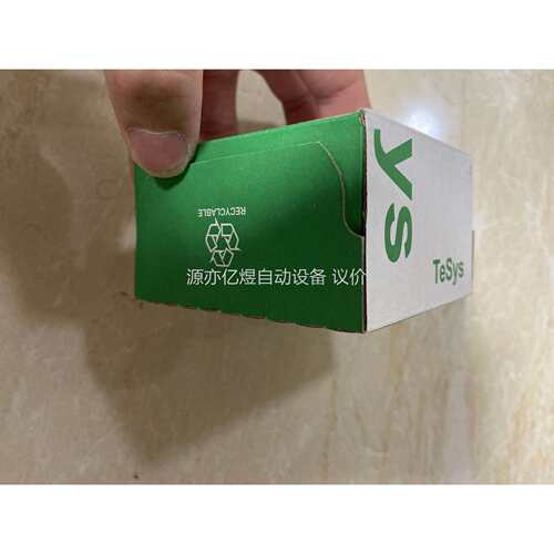热过载继电器LRD22C(还有2只LRD16C)，另L