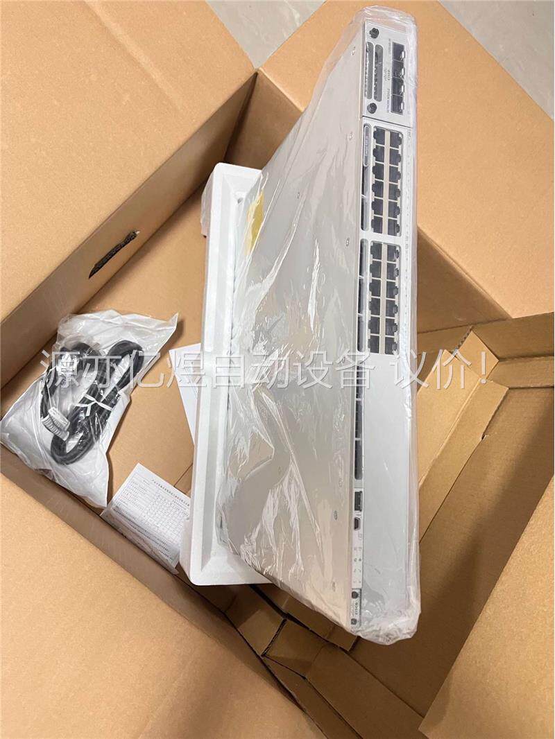 CISCO思科 C9300-24T-E 千兆交换机(议价)