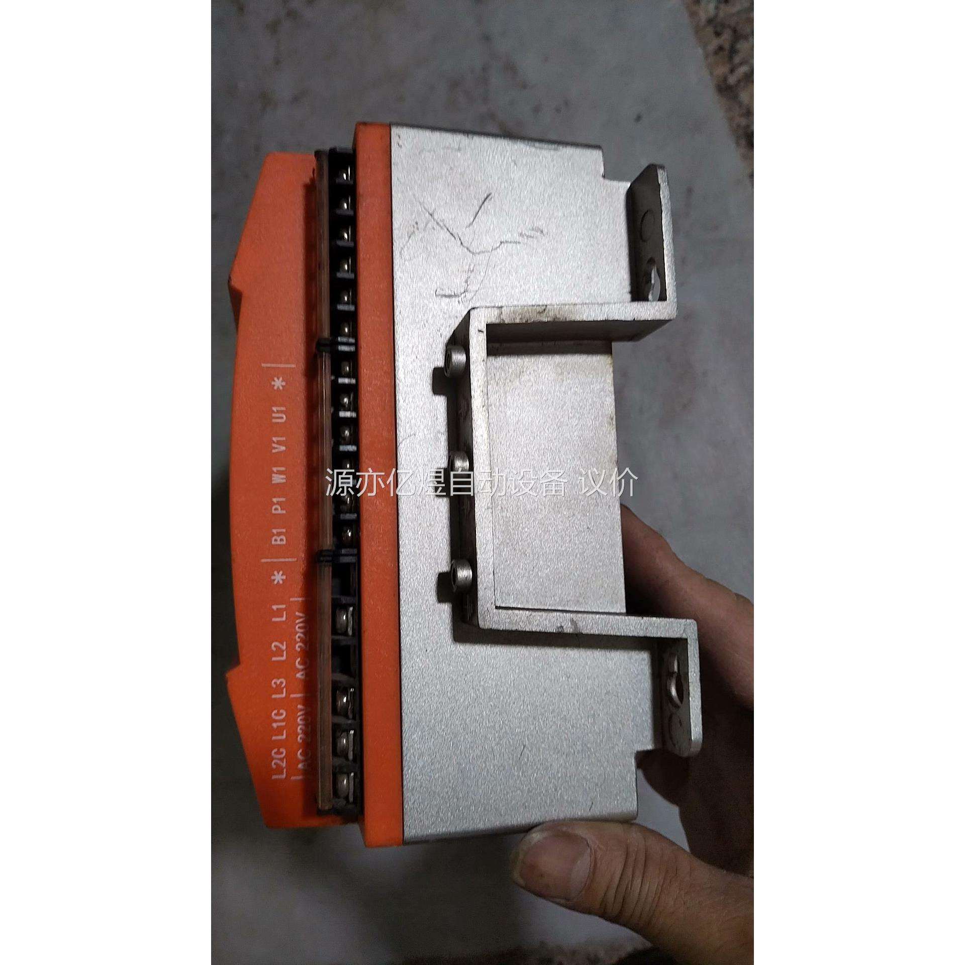 华成工控主机HC-QCS1E-Z ，原装拆机件 一台。