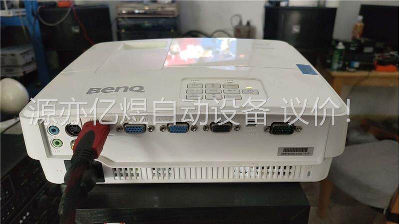 明基高清投影仪，ED933,白天晚上都能用，全好无暗病带HD(议价)