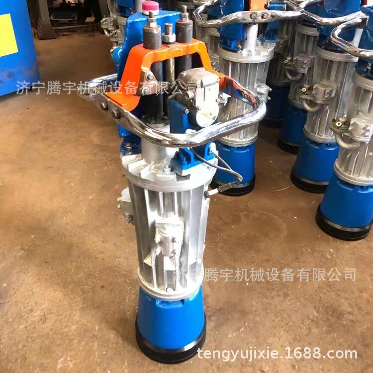 自动内燃夯土机120型报价混凝土泥土夯实机厂家265直径夯板冲击夯