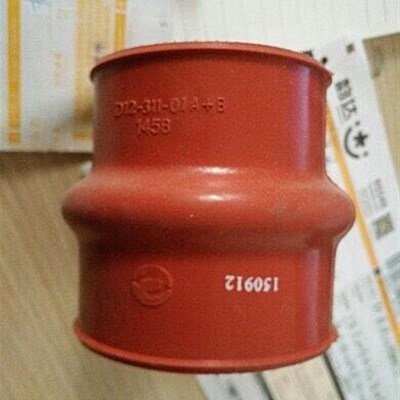 徐工吊车配件 增压器管子 徐工吊车12吨16吨20吨25吨增压器管原厂