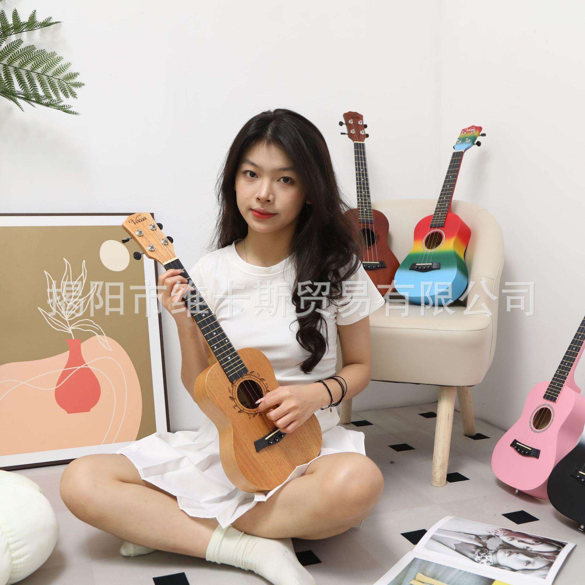 桃花芯尤克里里23寸 支持图案雕刻 儿童成人乐器夏威夷四弦琴