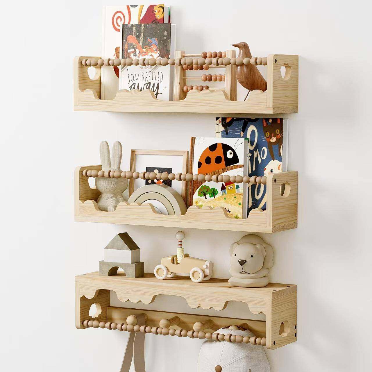 儿童房壁挂收纳架带毛巾杆展示架悬挂墙上书架木质玩偶架木质收纳