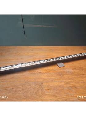 led办公线条防眩格栅灯UGR19值供高端写字楼一字灯商店吊线灯