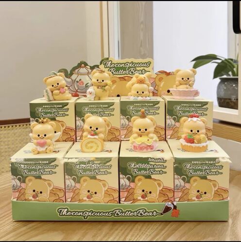 黄油小熊显眼包手办盲盒现货