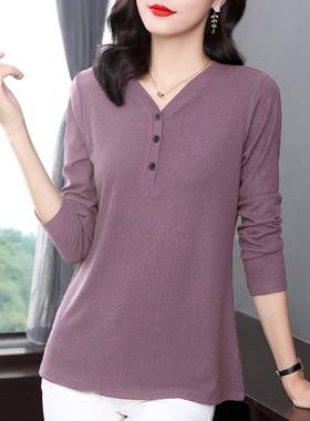 棉打底衫女装2024春秋季新款妈搭长袖tIHI恤纯大码黑色v领内妈上