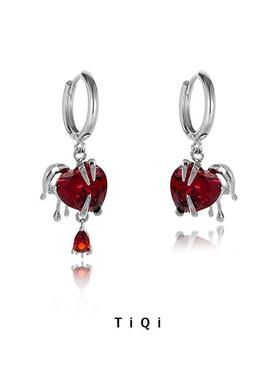 自主设计铜材红色爱心耳环甜酷冷淡风格耳圈不对称新潮款耳饰T715