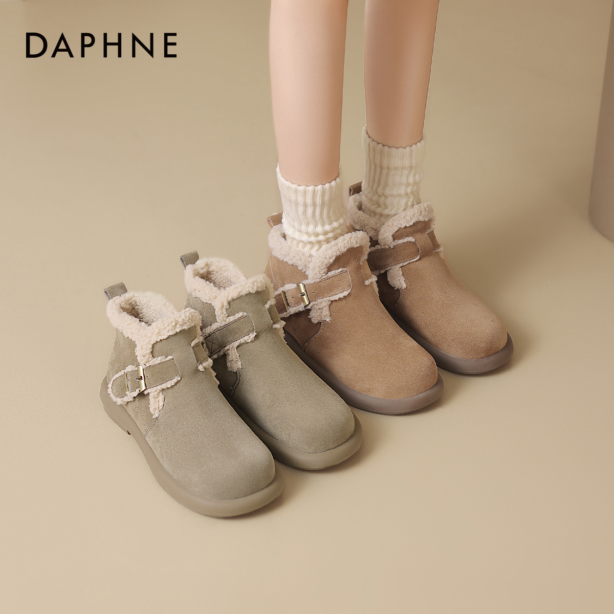 达芙妮2025新款秋冬保暖雪地靴