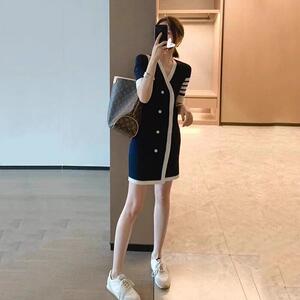 欧洲站高级感气质减龄小香风轻奢法式v领t恤针织连衣裙潮2024新款