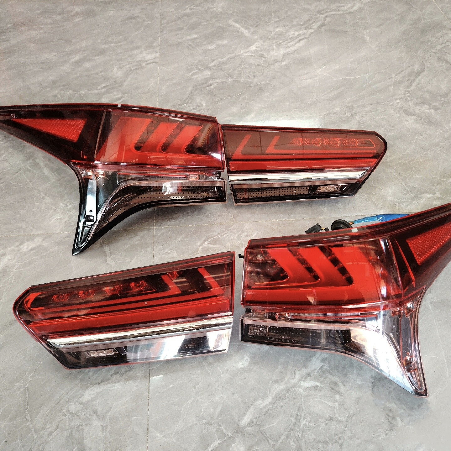 适用18-20款雷克萨斯LS尾灯460 LS600 LS500 内外后尾灯 原厂拆车
