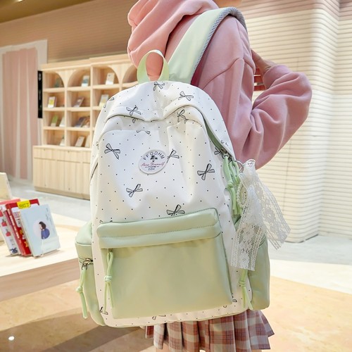 小清新书包女学生大容量双肩包