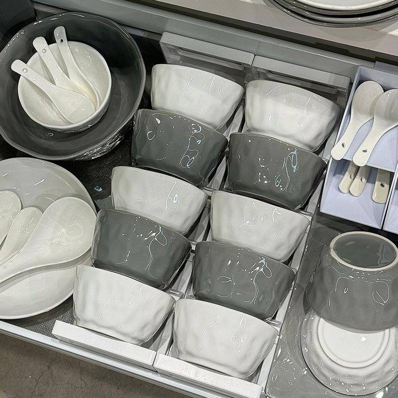 手捏釉下彩碗碟餐具套装家用轻奢风厨具盘子碗全套高级感锅碗瓢盆
