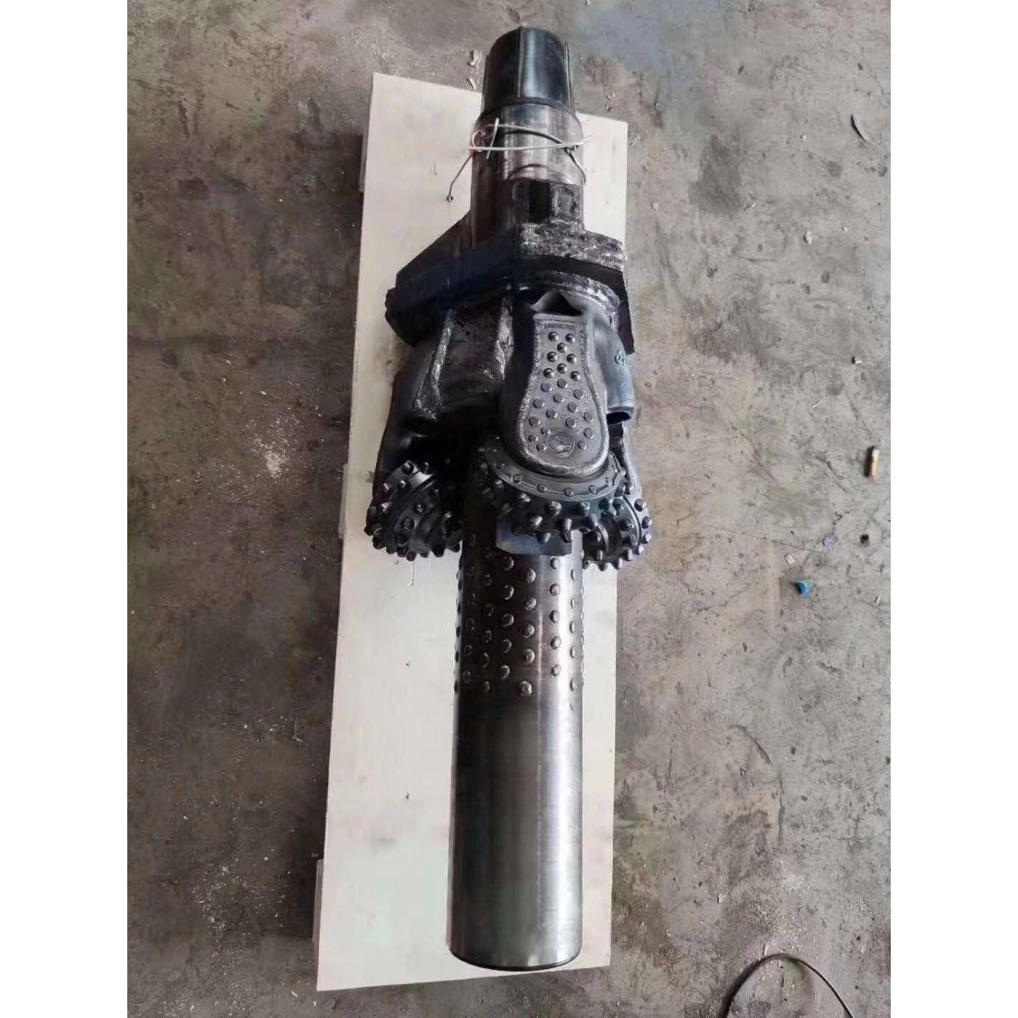 非开挖岩石扩孔器岩石钻头岩石挤扩器非开挖钻具