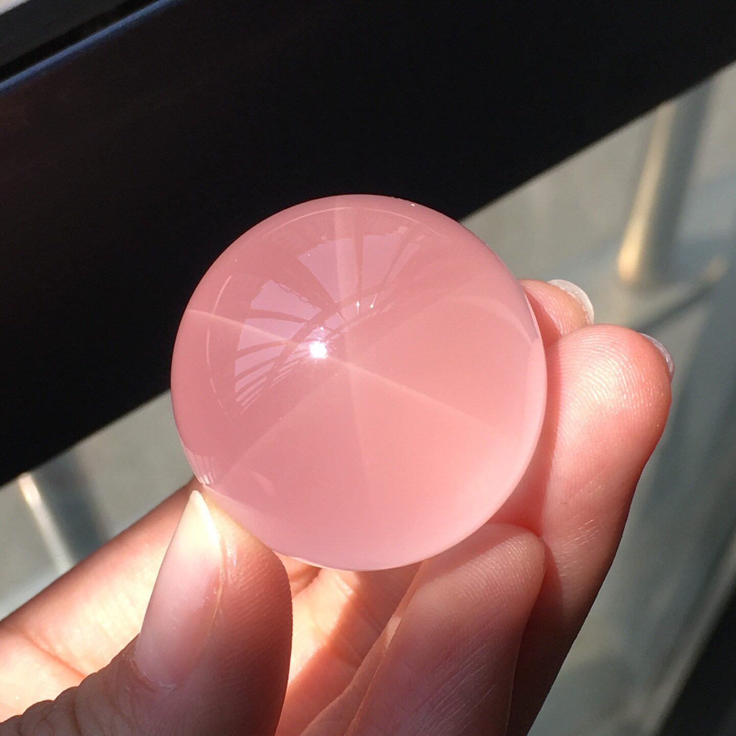 批发天然莫桑比克粉晶球超六芒星光全净体颜色干净漂亮