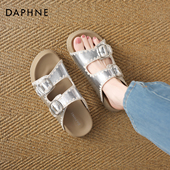 女外穿夏软底沙滩鞋 达芙妮银色一字拖2026新款 外穿厚底勃肯凉拖鞋