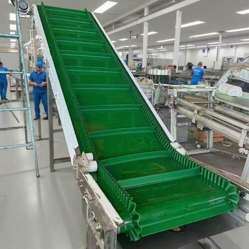 皮带输送机提升设备带裙边加提升板PV带式输送设备按需制作工制作