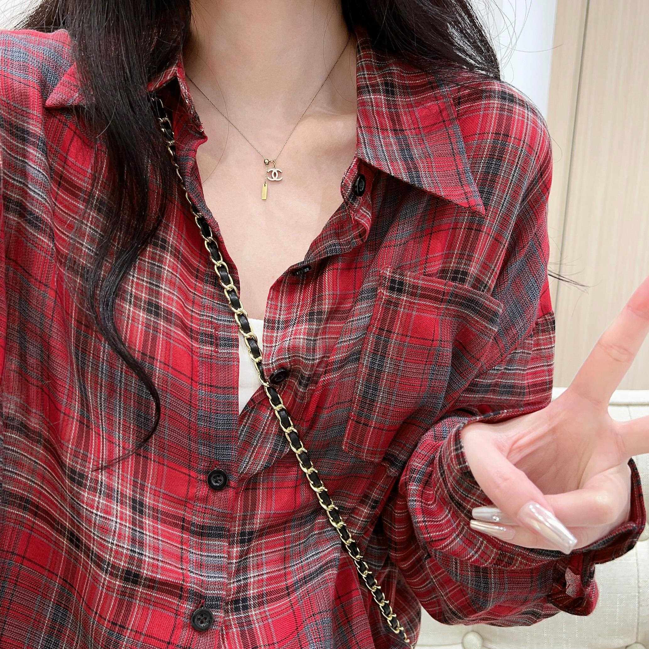 红色防晒中长款格子长袖衬衫夏季女新款薄款洋气休闲宽松开衫上衣