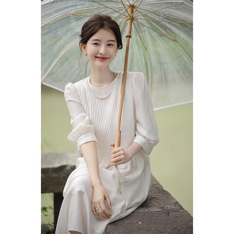 欧洲站夏装女2024年新款茶歇法式赫本风长裙高级感褶皱白色连衣裙