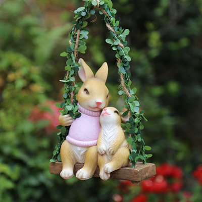 户外花园庭院阳台工艺品  秋千兔子动物创意挂件仿真树上装饰摆件