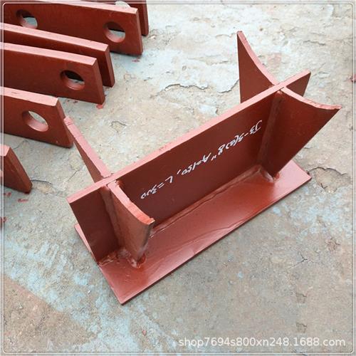 化工电厂标准J2 J3J4T型 焊接H型Z3Z4 滑动导向管托管道支架厂家