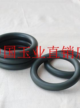 精选新疆和田玉胖圆条塔青小圈口亚光磨砂粗条黑青玉大圈口手镯子