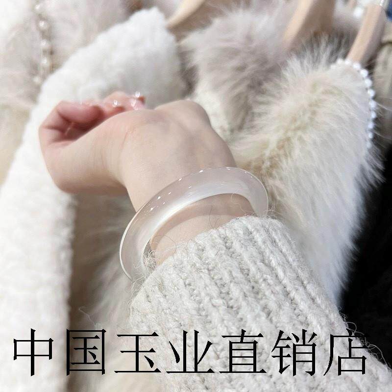 冰种飘花白玉髓手镯女生年轻款翡翠色荔枝冻手环白月光玛瑙玉手镯