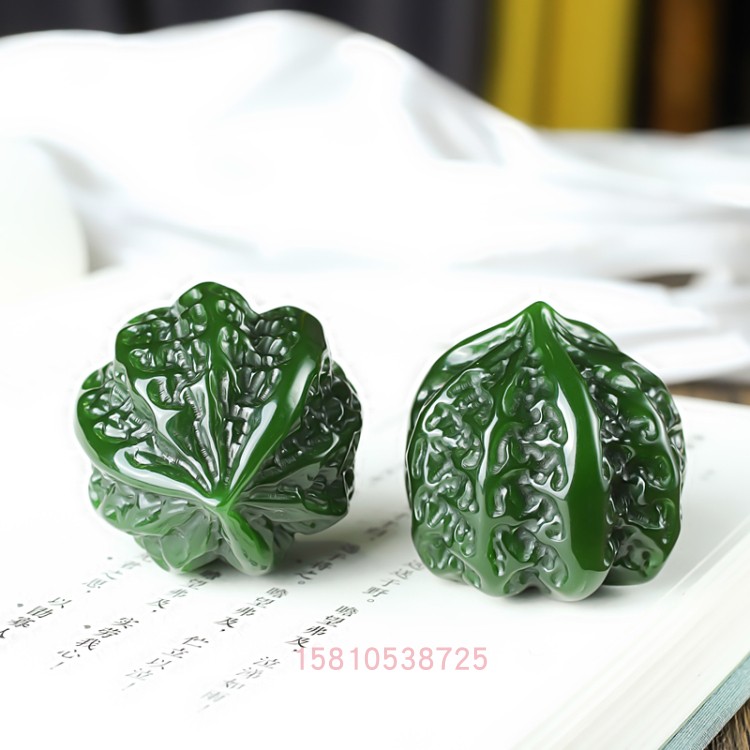 新疆和田玉实心手球菠菜绿色碧玉一对健身球手饰品籽料核桃手把件
