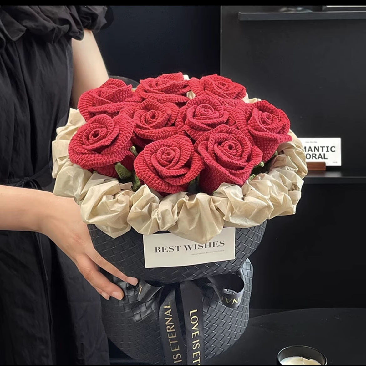 雪妃尔酒杯玫瑰手工编织酒杯玫瑰毛线钩织成品花束送女友闺蜜,服饰配件/皮带/帽子/围巾,DIY编织材料包,淘宝优惠券,粉丝福利购,淘宝优惠卷