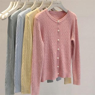 毛衣外搭 女气质百搭短款 自带柔美滤镜 圆领麻花珍珠扣针织开衫