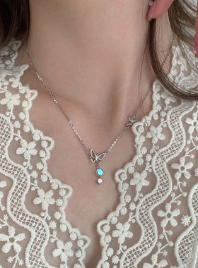 24年新款s925纯银月光石蝴蝶清泉吊坠项链女小众设计感网红锁骨链