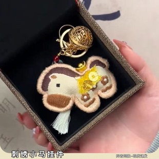 创意马年刺绣手工铃铛马挂件diy材料包挂件立体布艺玩偶礼物手作