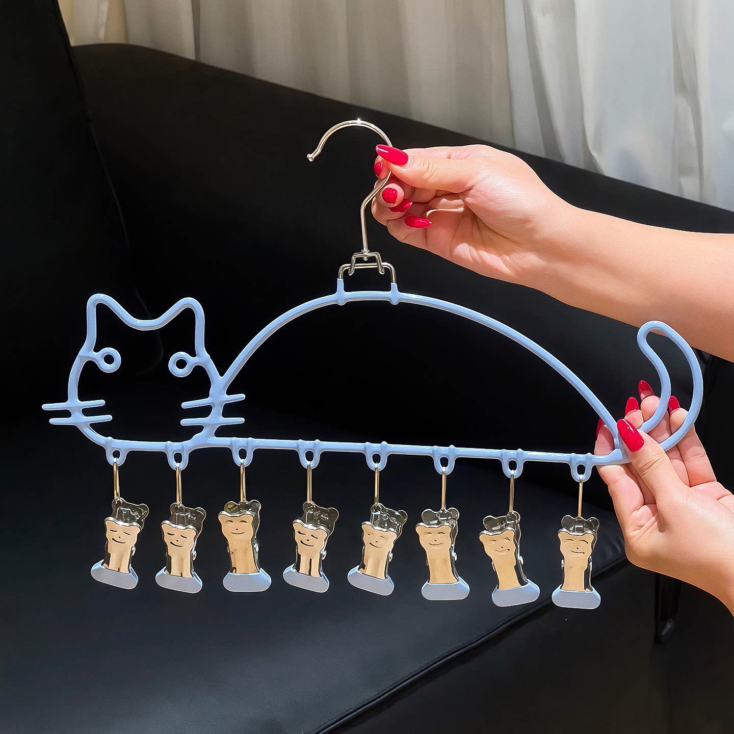 可爱猫咪衣架晾袜子神器晾衣架多夹子晒袜子家用挂衣大学生宿舍