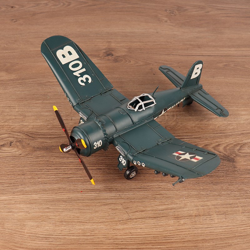 二战美军F-4U海盗战斗机模型铁艺飞机客厅旧酒吧橱窗柜装饰品摆件