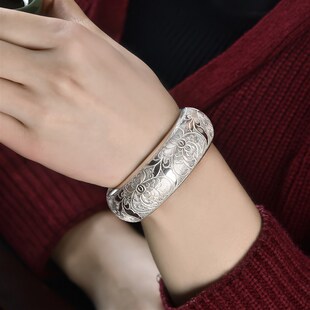 银手镯宽面2025年新款宽版时尚999纯银女年轻款手工个性定制