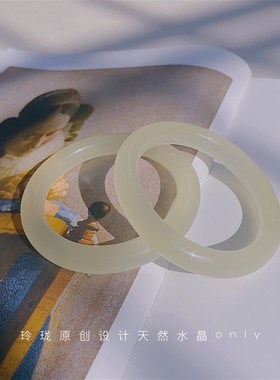 温柔永远臣服#天然冰透青白玉圆条手镯温柔气质浅绿圆润玉镯女