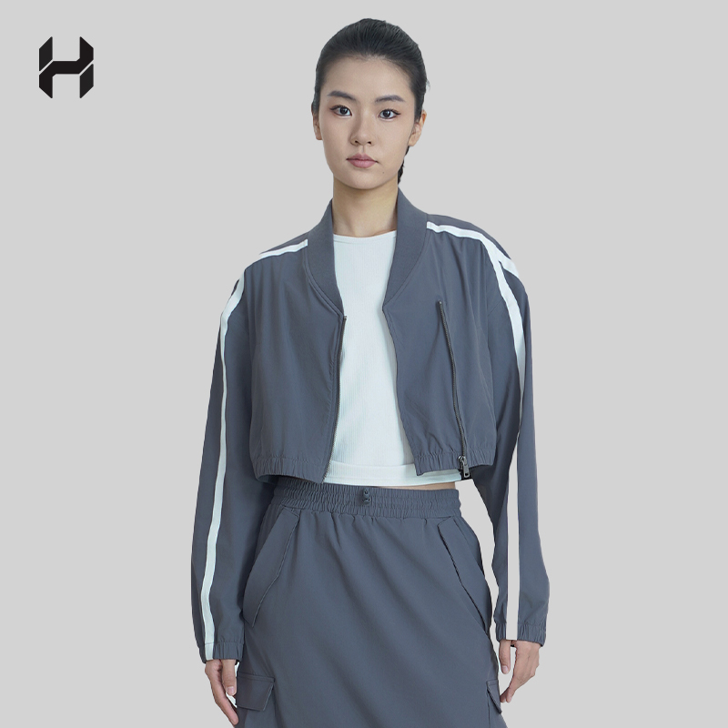 黑派HEENPAIR运动外套女上衣2025新款夏季薄款短款工装夹克飞行服