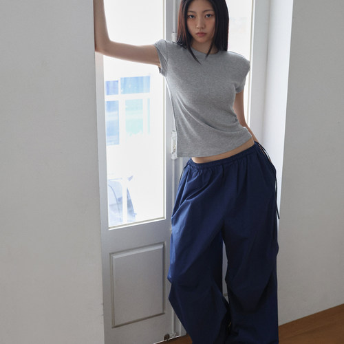 26SS短袖修身T恤女打底内搭上衣